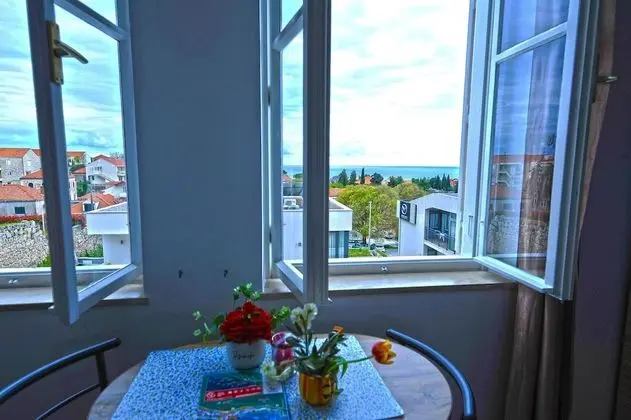 Tek Büyük Yataklı Oda, Deniz Manzaralı