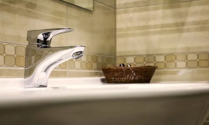 Büyük Yataklı Tek Kişilik Oda