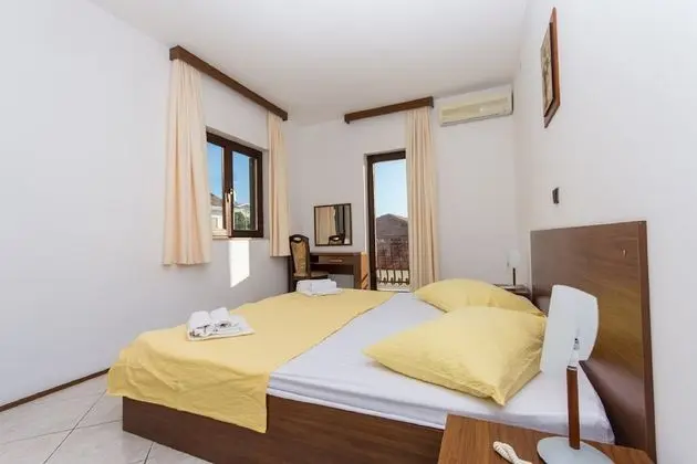 Tek Büyük Yataklı Oda, Balkon