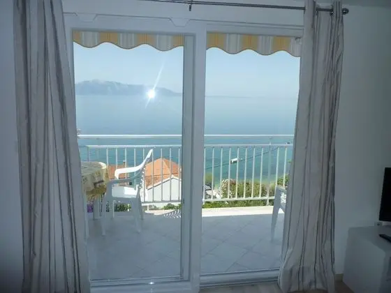 Apart Daire (Kate - 20m from the beach - A2(3+2))