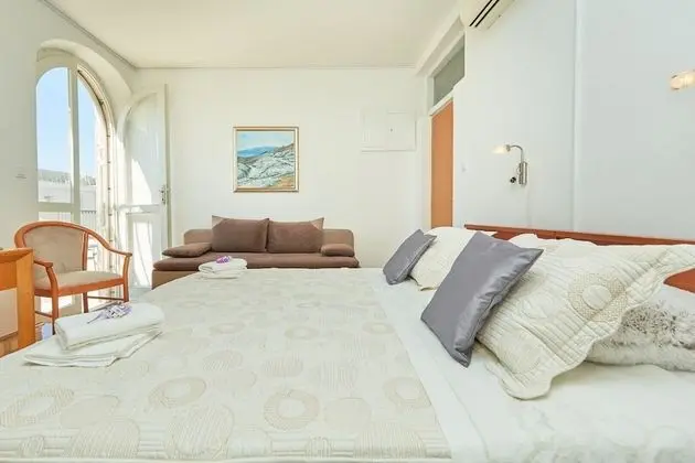 Comfort Üç Kişilik Oda, 1 Yatak Odası