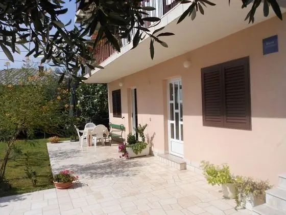 Apart Daire (Kate - free private parking - A1(6))