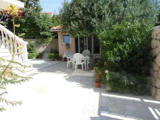 Apart Daire (Kate - free private parking - A3(3+1))