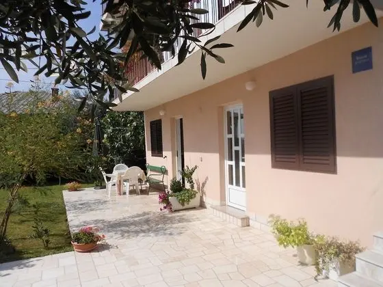 Apart Daire (Kate - free private parking - A3(3+1))