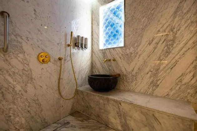 Luxury Quadruple Room