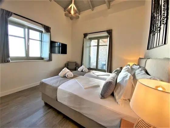 Executive Villa, 2 Yatak Odası, 2 Banyolu, Havuz Manzaralı