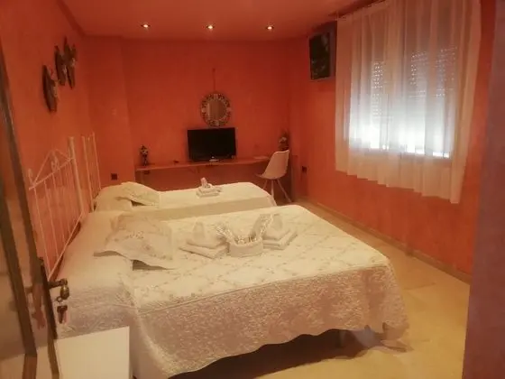 Comfort Tek Büyük Yataklı Oda