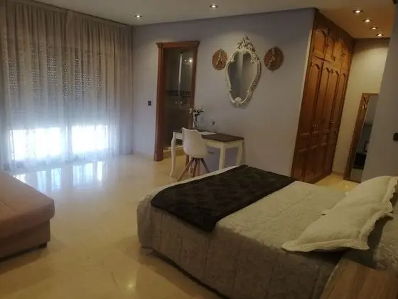 Standard Tek Büyük Yataklı Oda