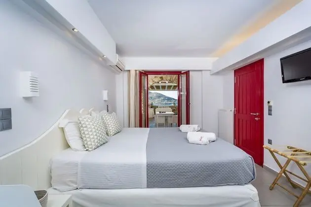 Tek Büyük Yataklı Oda, Deniz Manzaralı