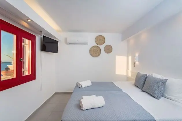 Üç Kişilik Oda, Deniz Manzaralı