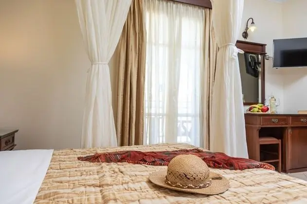 Stüdyo (3 Adults)