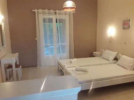 İki Ayrı Yataklı Oda, Bahçe Manzaralı