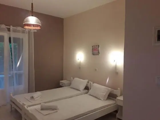 İki Ayrı Yataklı Oda, Bahçe Manzaralı