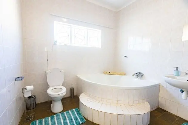 Tek Büyük veya İki Ayrı Yataklı Oda, Özel Banyo