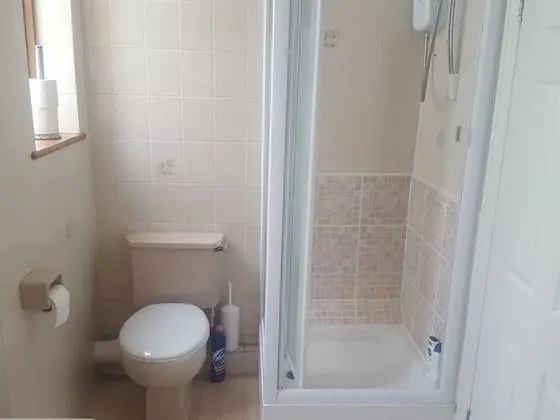 Economy Tek Büyük veya İki Ayrı Yataklı Oda, Ortak Banyo, Bahçe Manzaralı