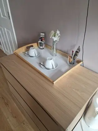 Tek Büyük Yataklı Oda, Ortak Banyo