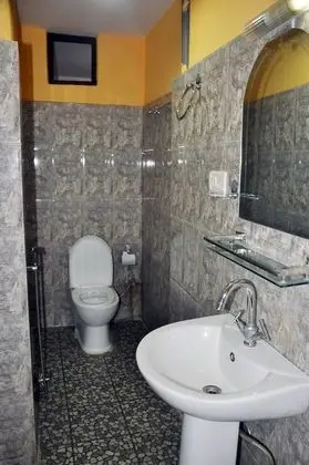 Classic Tek Büyük veya İki Ayrı Yataklı Oda