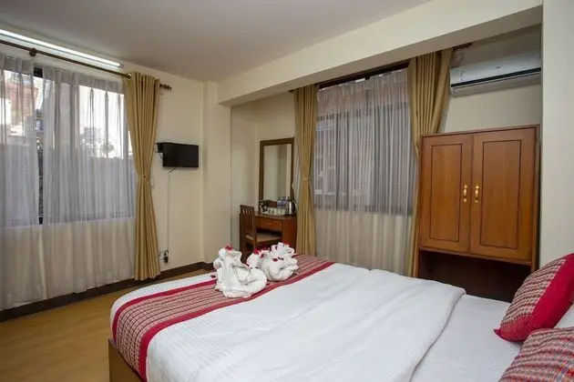 Standard Tek Büyük veya İki Ayrı Yataklı Oda