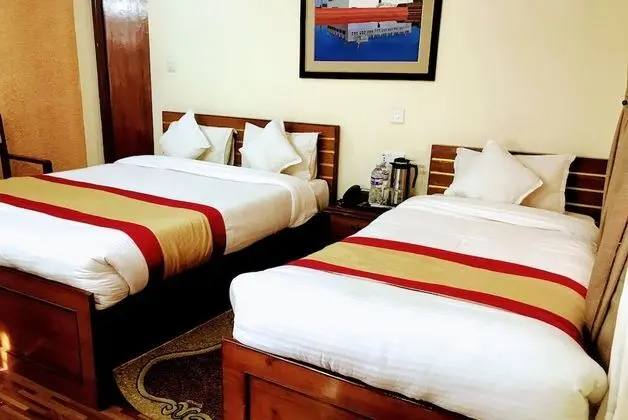 Deluxe Tek Büyük veya İki Ayrı Yataklı Oda, 2 Yatak Odası, Bahçe Manzaralı
