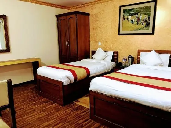 Deluxe Tek Büyük veya İki Ayrı Yataklı Oda, 2 Yatak Odası, Bahçe Manzaralı