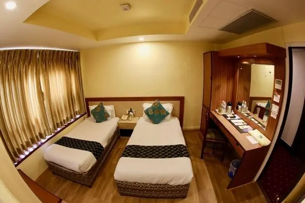 Standard Twin or Double Room with A/C