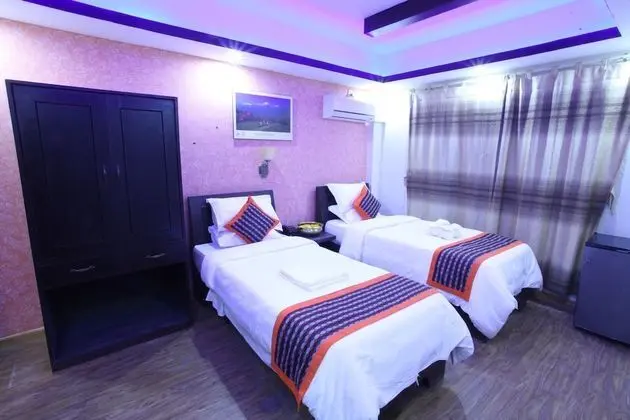 Deluxe Tek Büyük veya İki Ayrı Yataklı Oda, 1 En Büyük (King) Boy Yatak, Özel Banyo, Şehir Manzaralı