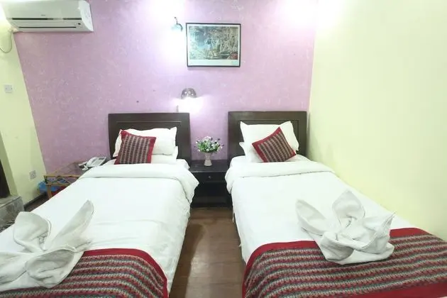 Deluxe Tek Büyük veya İki Ayrı Yataklı Oda, 1 En Büyük (King) Boy Yatak, Özel Banyo, Şehir Manzaralı