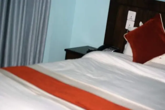 Deluxe Tek Büyük veya İki Ayrı Yataklı Oda, Bahçe Manzaralı