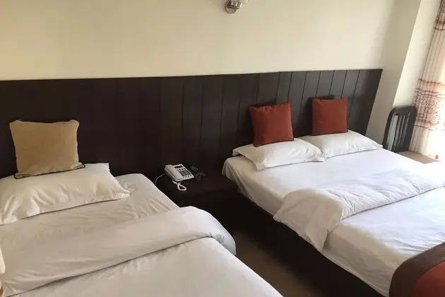 Deluxe Oda, 1 En Büyük (King) Boy Yatak