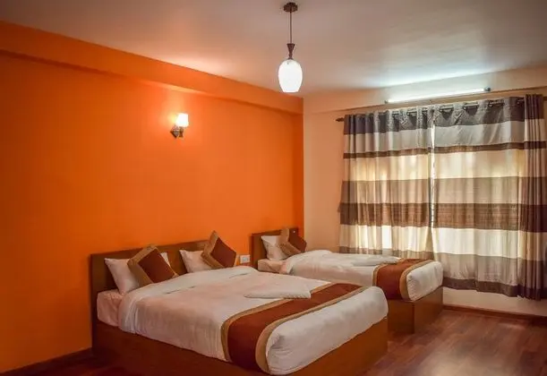 Family Oda, Birden Çok Yatak, Bahçe Manzaralı