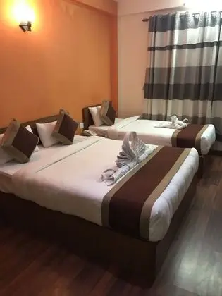 Family Oda, Birden Çok Yatak, Bahçe Manzaralı