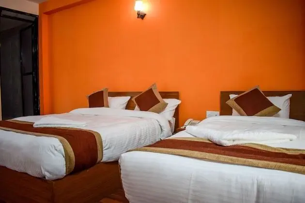 Standard Üç Kişilik Oda, 3 Tek Kişilik Yatak