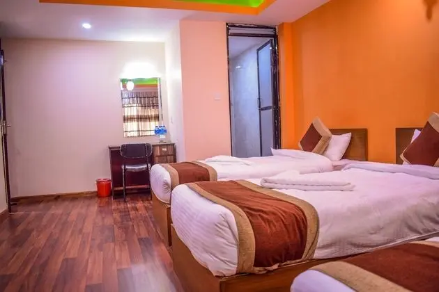 Standard Üç Kişilik Oda, 3 Tek Kişilik Yatak