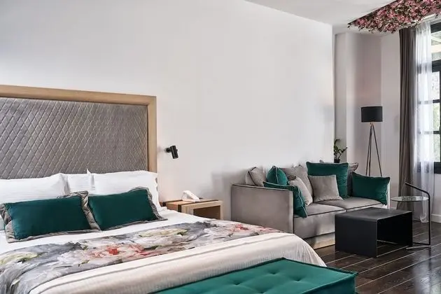 Honeymoon Jetted Tub Suite, Sea View