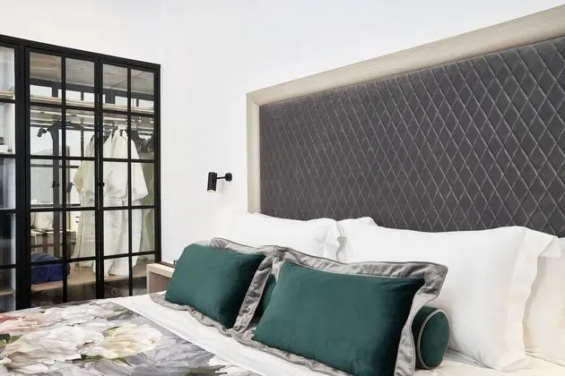 Senior Süit, 1 En Büyük (King) Boy Yatak