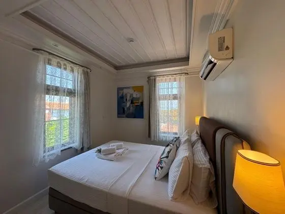 Deluxe Oda, Bahçe veya Sokak Manzaralı, 1. Kat