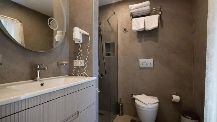 Standart Oda, Avlu Manzaralı