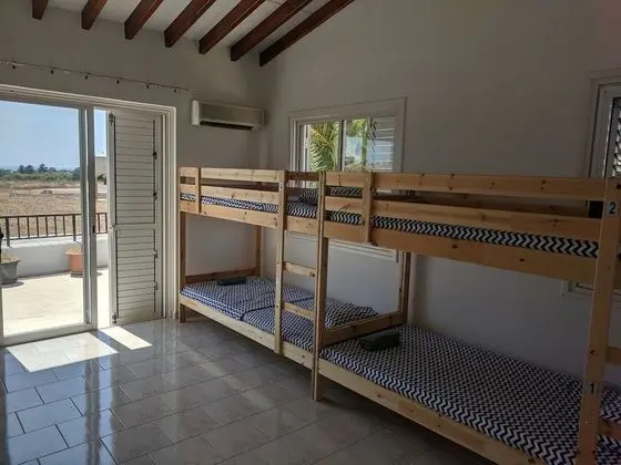 Basic Ortak Ranzalı Oda (4 beds)