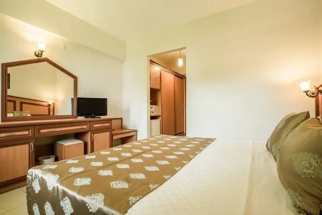 https://imagessl.etstur.com/files/images/hotelImages/TR/94854/l/Katranci-Park-Hotel-Oda-294164.jpg
