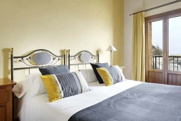 Tek Büyük Yataklı Oda, Deniz Manzaralı