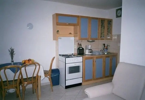 Apart Daire (Katrina - with free parking - A2-sehe)