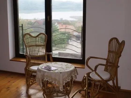 City Süit, Kısmi Göl Manzaralı