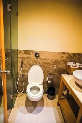 Premium Room with King Bed, High-Floor
