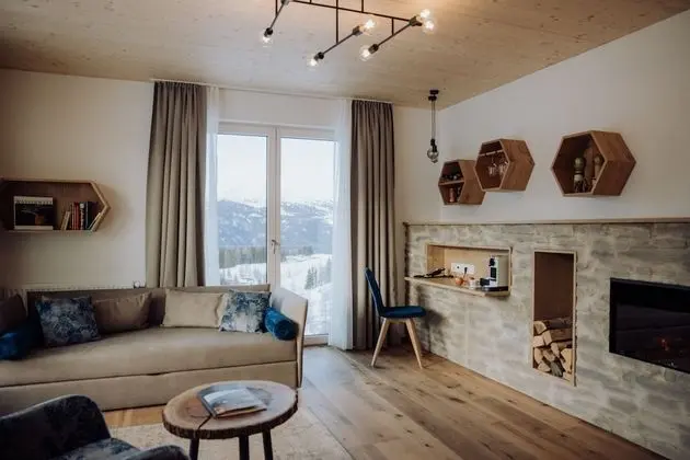 Superior Süit, 1 Büyük (Queen) Boy Yatak ve Çekyat, Dağ Manzaralı