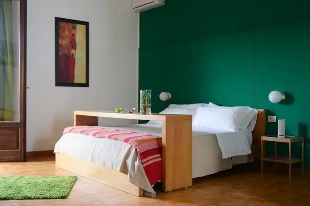 Standard Üç Kişilik Oda, Bahçeli