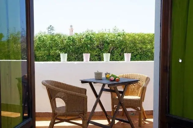 Standard Üç Kişilik Oda, Bahçeli