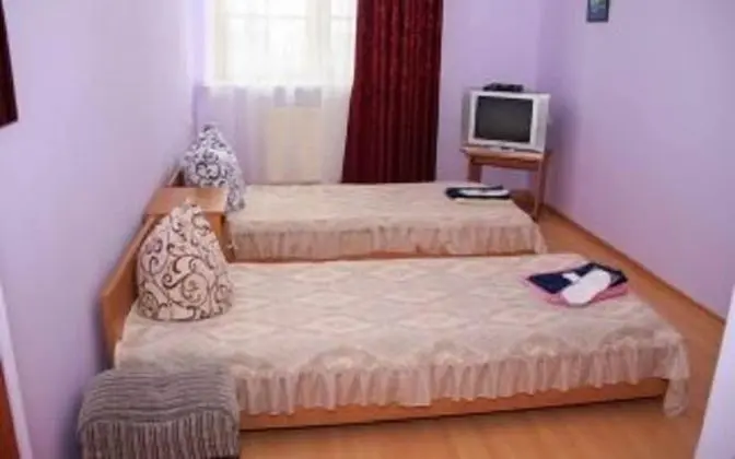 Economy Tek Büyük veya İki Ayrı Yataklı Oda, Avlu Manzaralı