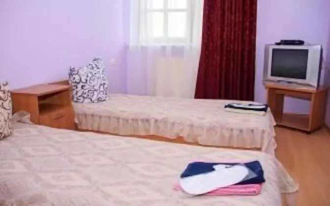 Economy Tek Büyük veya İki Ayrı Yataklı Oda, Avlu Manzaralı