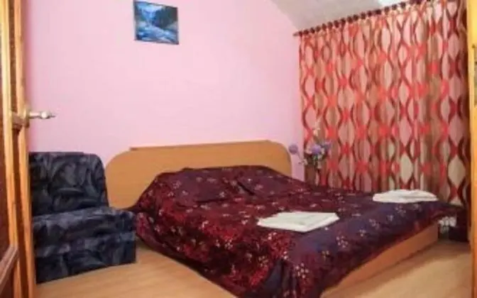 Standard Tek Büyük Yataklı Oda