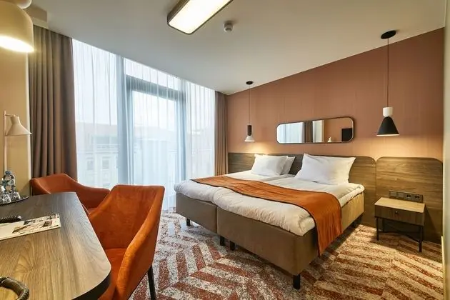 Deluxe Tek Büyük veya İki Ayrı Yataklı Oda